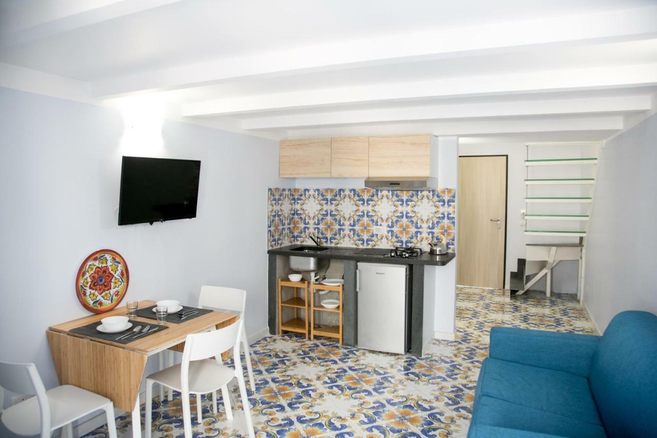 Casa Niccolo Apartment Napoli Bagian luar foto